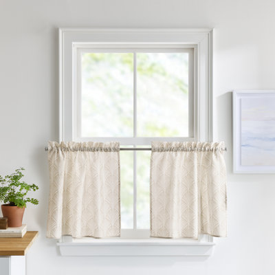  Fan Scallop Tier Set, 36in, Linen