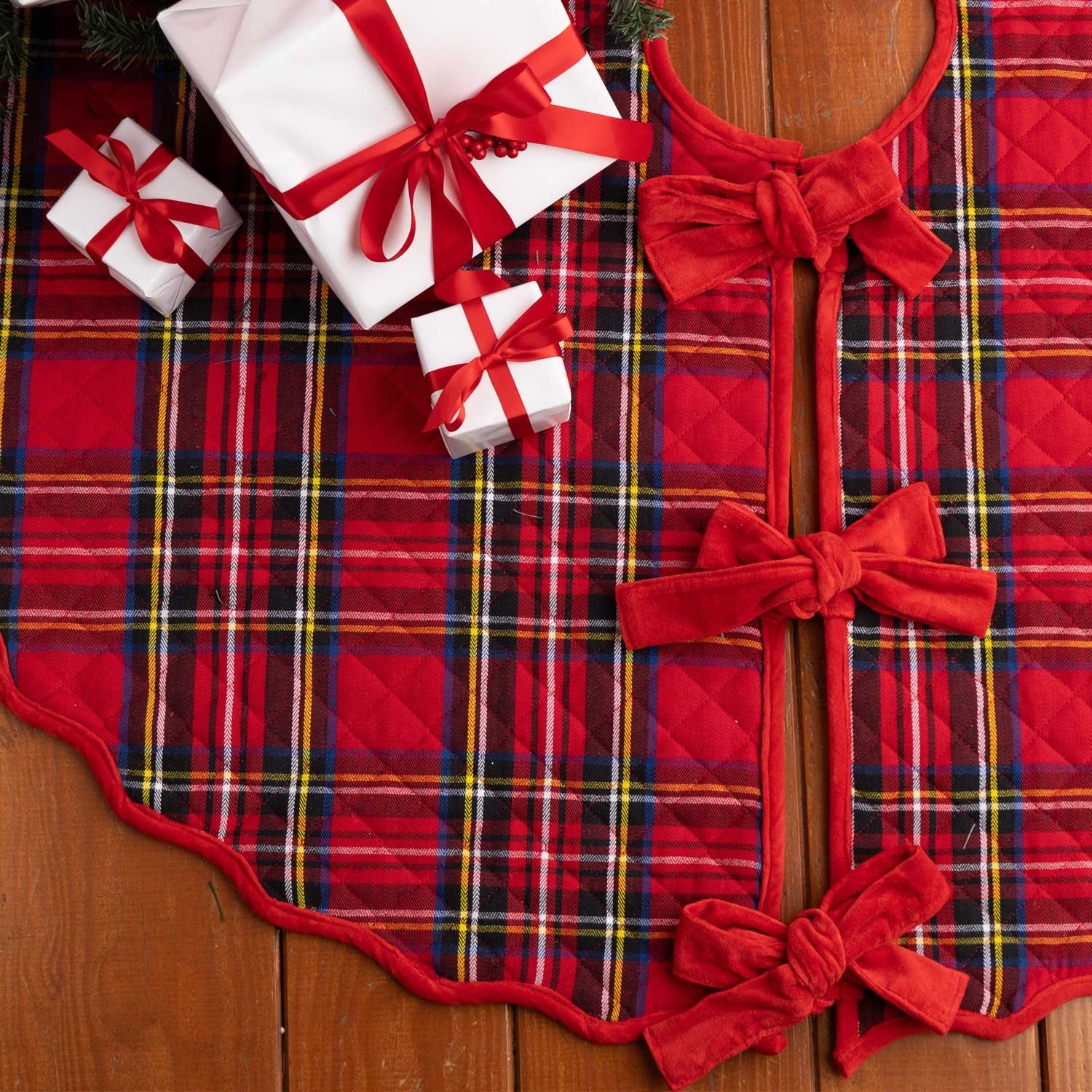 Plaid Quilted Tree Skirt