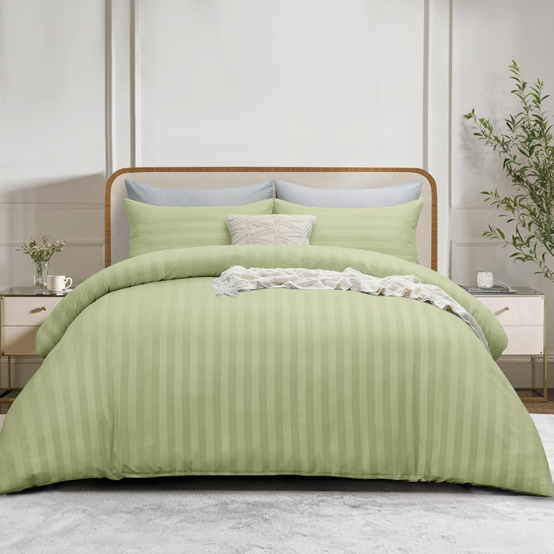 Microfiber 250 TC Reversible Stripe Duvet Cover Set with Pillowcases, Silver, Super King Duvet Cover + 2 Standard Pillowcases