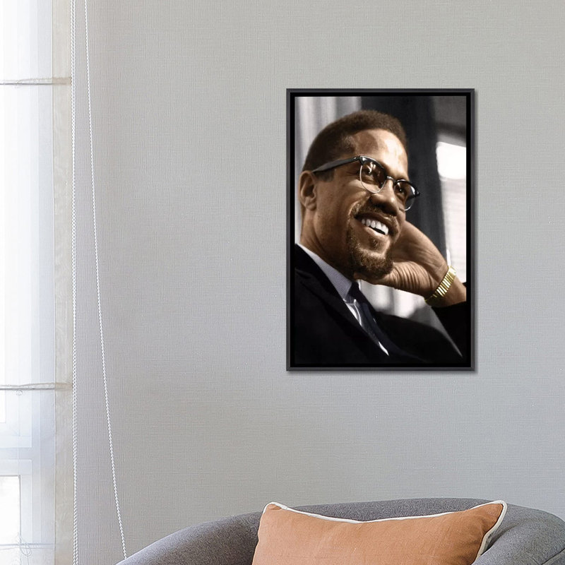 Malcolm X (1925-1965) par Granger-impression, Pas de tapis, H 26 po x l 18 po x 1,5 po, Toile avec cadre noir patiné