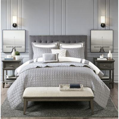 Literie très grand / très grand gris - Édredon et édredon avec coussins de la collection Fabrics