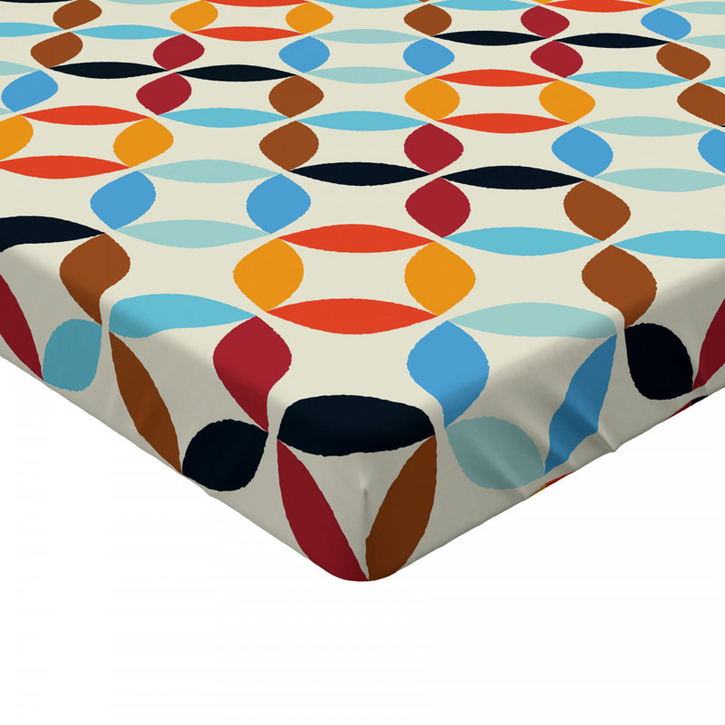 Microfiber Geometric Fitted Sheet, Queen Fitted Sheet, Red