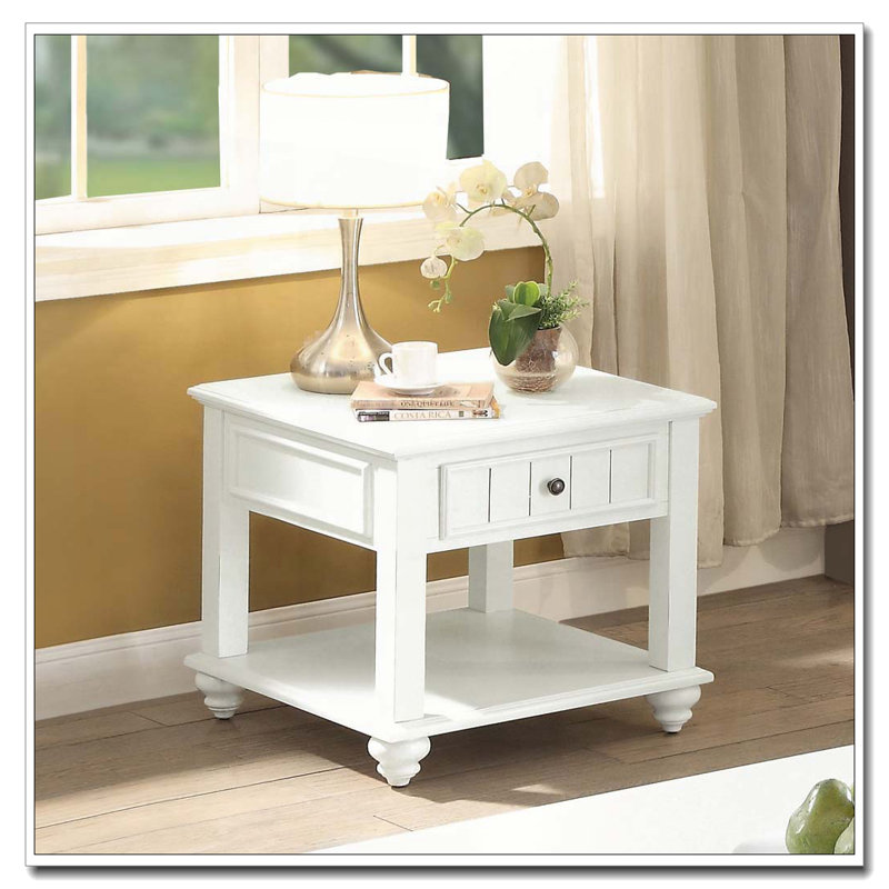 Table de bout blanche avec tablette inférieure