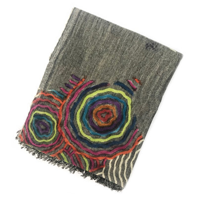 Cerchi Throw Blanket
