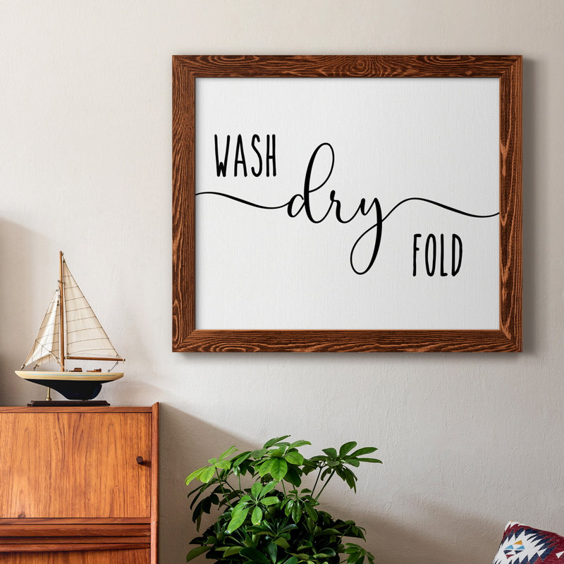 «Wash Dry Fold», art textuel sur toile, H 24 po x l 18 po x P 1,5 po, Érable