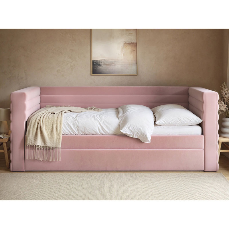 Yuma Guest Bed Boucle , Pink