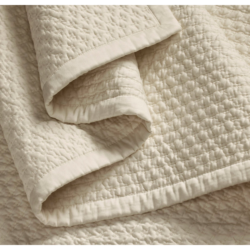 Signature Textured Stitch Quilt, Twin Quilt, Cream