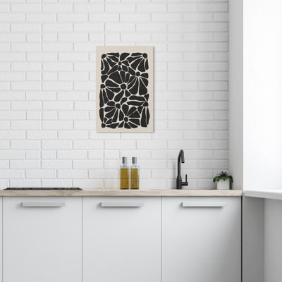 «Abstract Floral Cluster on Canvas» par Wynwood Studio, reproduction