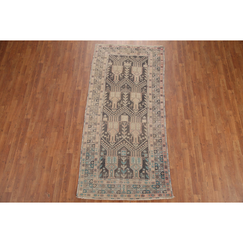 Tapis à motif géométrique traditionnel 4 x 8