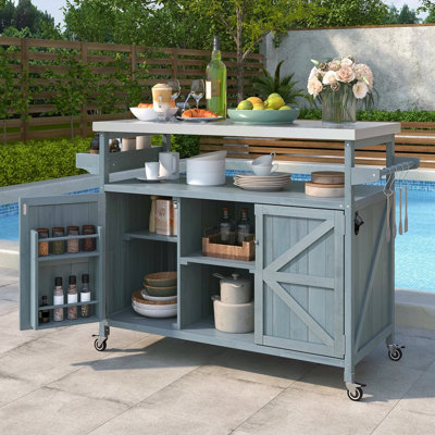Îlot de cuisine extérieur, chariot à roulettes et armoire de rangement, table de barbecue d'extérieur en bois massif avec plateau en acier inoxydable, support à épices, support à serviettes pour la cuisine et le barbecue