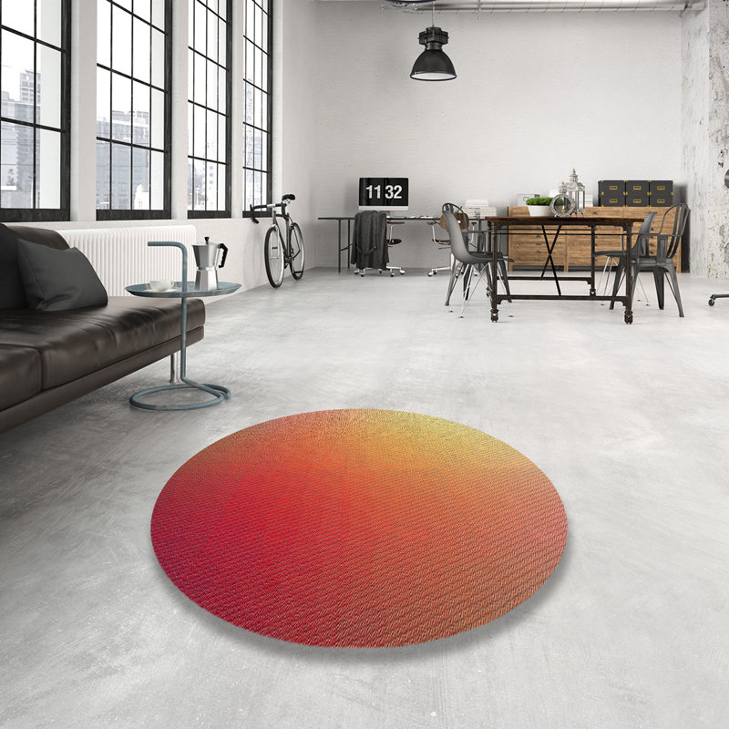 Tapis rouge Raleigh, Rond 7 pi