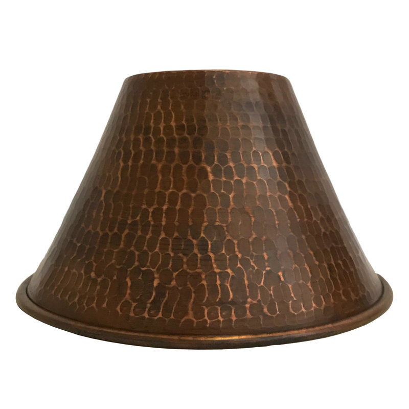 Luminaire suspendu cône martelé 7 po