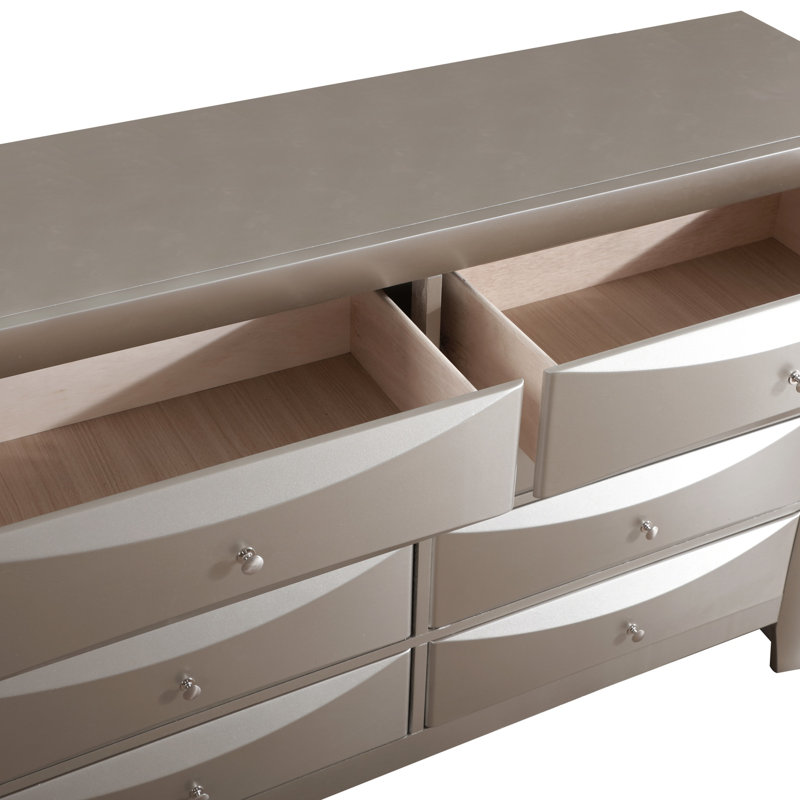 Commode, Champagne