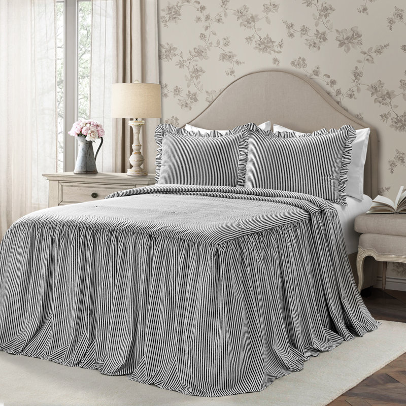 Reyna Microfiber Reversible 3 Piece Bedspread Set, Full Bedspread + 2 Standard Shams, Black