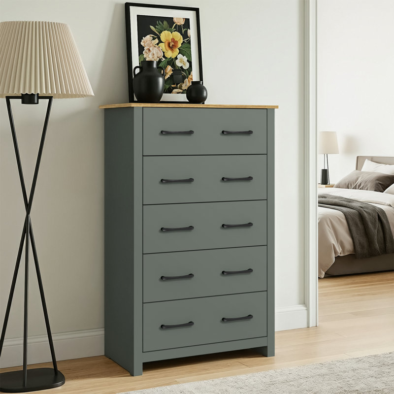 Commode 5 tiroirs H 46,7 po Walter, Vert chou frisé / Reiveira Eichi