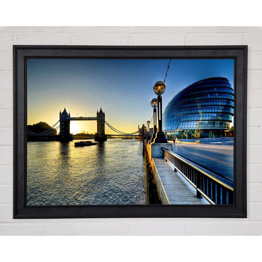 London Tower Bridge Sonnenuntergang - Einzelner Bilderrahmen Kunstdrucke