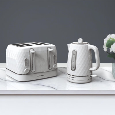 Hamilton Beach 1.7L Plastic Electric Tea Kettle