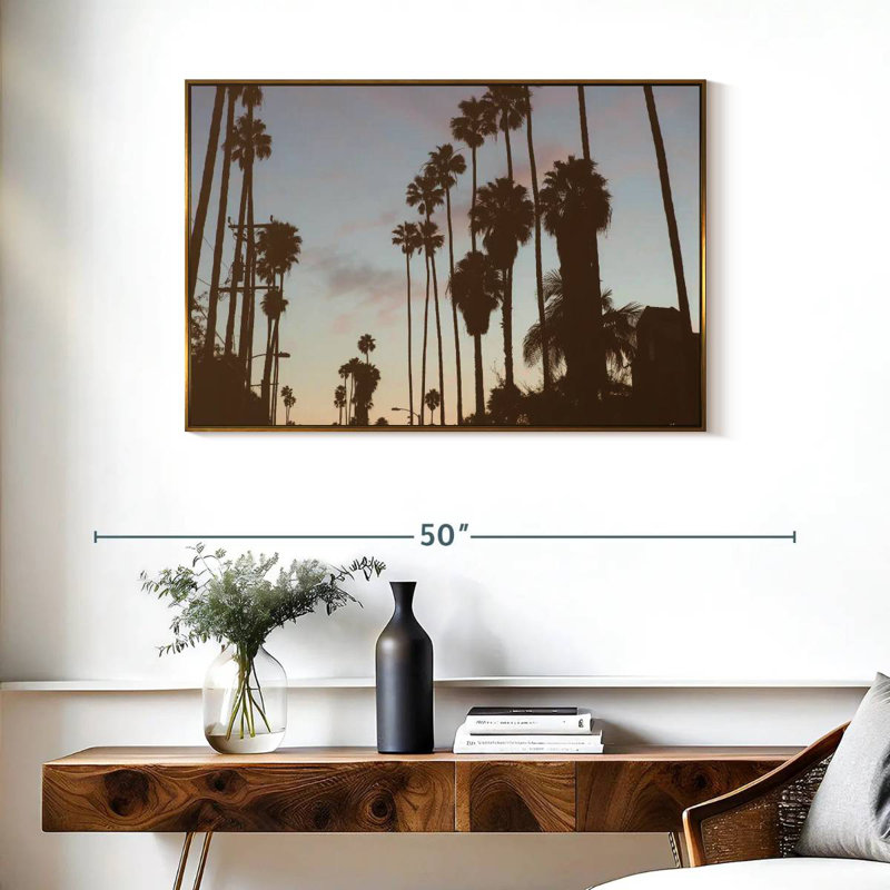 Silhouette des palmiers de Los Angeles, Cadre flottant doré, 37 po x 25 po