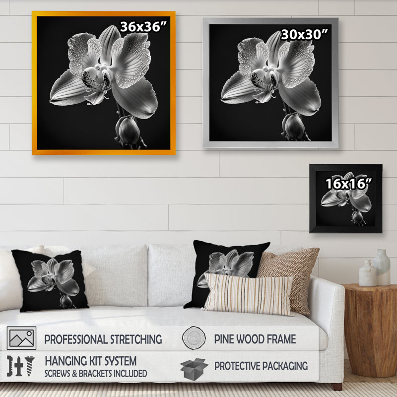 Orchidée blanche lumineuse avec lueur mauve VI - reproduction sur toile, H 36 po x l 36 po x P 1,5 po