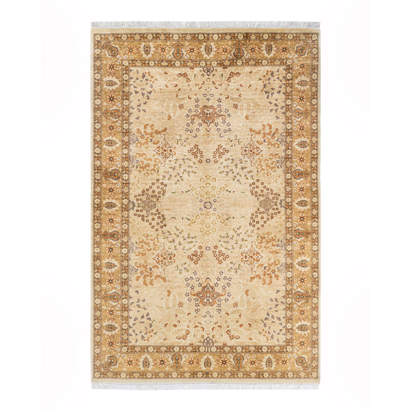 Classic One-of-a-Kind 4' 8" X 7' 1" Hand Knotted Area Rug