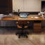 Bureau de direction rectangulaire à 3 tiroirs en bois massif brun noisette avec bureau-118614569