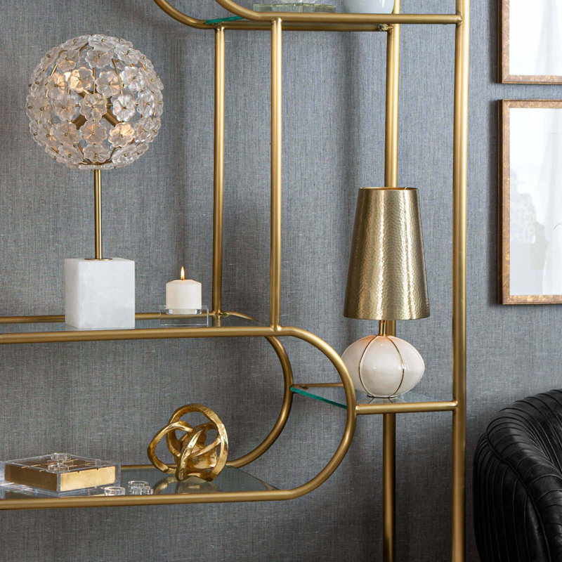 Metal Knot, Gold