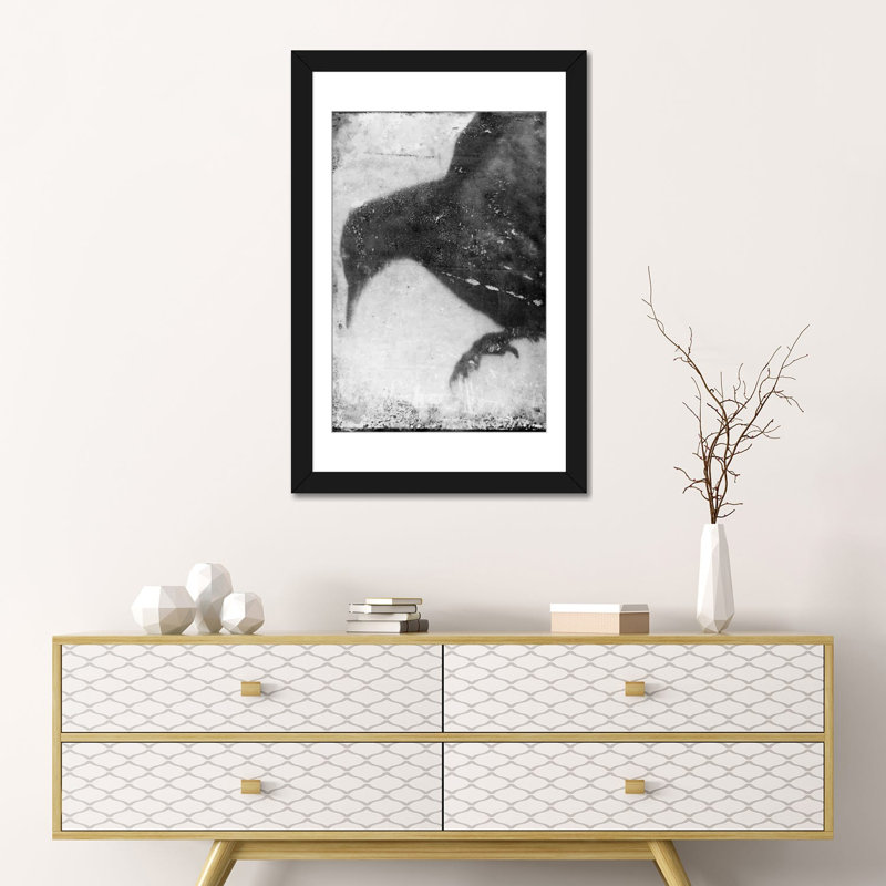 « b&w flight i », reproduction sur toile, H 32 po x l 24 po x P 1 po, Papier beaux-arts encadré noir, Blanc