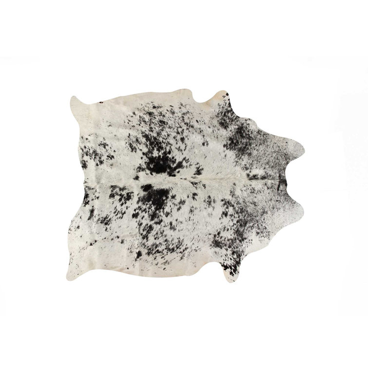 Chesney 6' X 7' Black And White Cowhide Area Rug