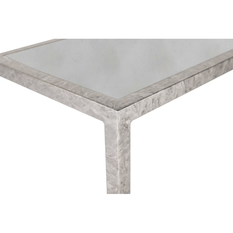 Table de bout en C, Argent royal