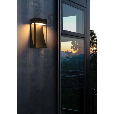 Applique murale d'extérieur noire 7,5 po Ming