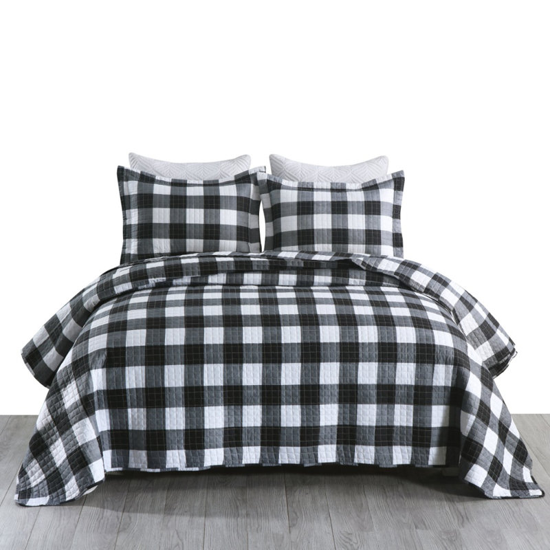 King Black and White Plaid Reversible Quilt Set