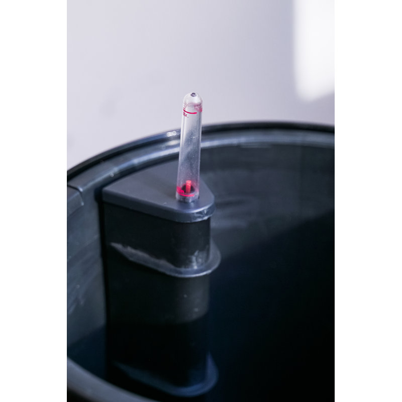Pot de fleurs en plastique à arrosage automatique, Noir