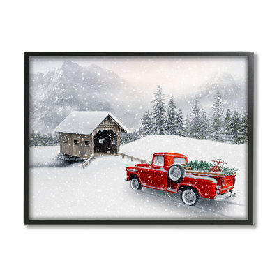 Paysage de montagne relaxant enneigé, camion rouge, art numérique de la giclée noire encadrée par Michael Shelton