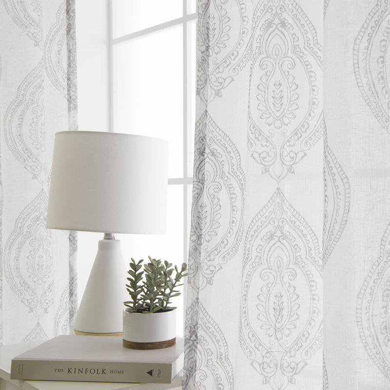 Paire de rideaux transparents avec passe-tringle Yareli, Gris