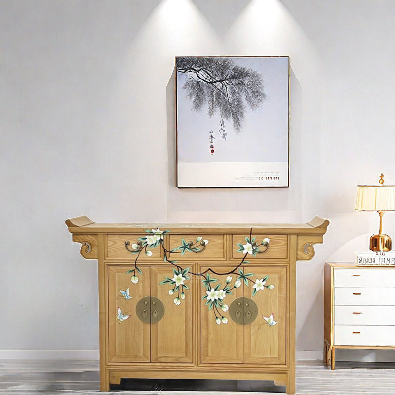 Armoire décorative peinte dans le salon