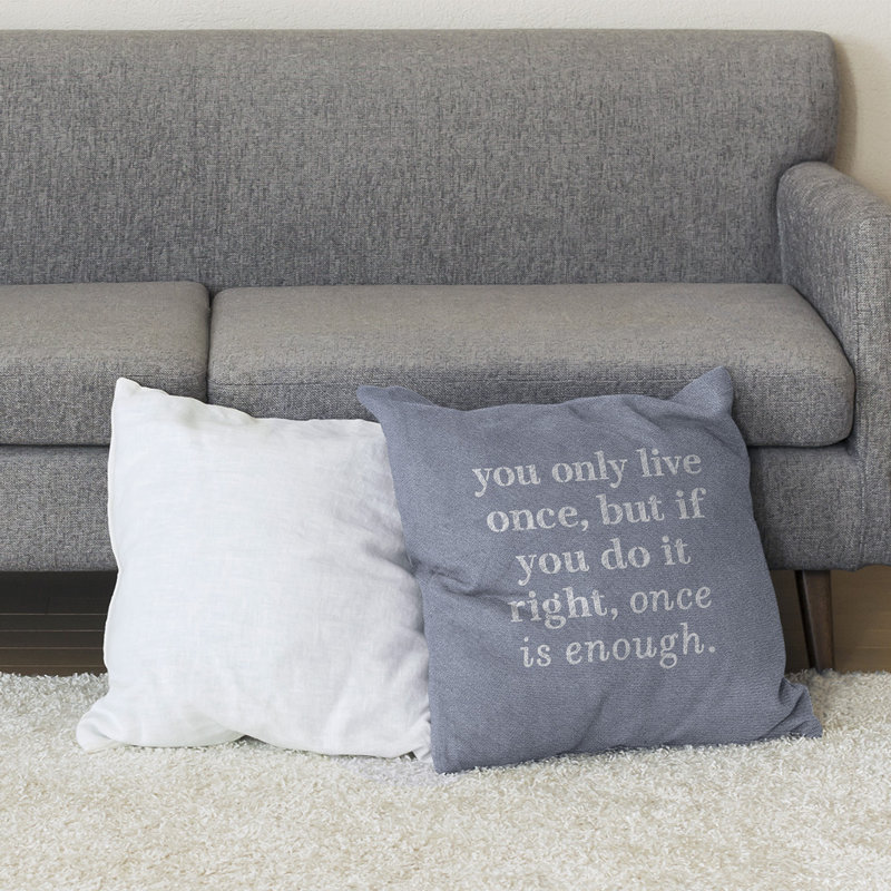 Coussin de sol You Only Live Once, H 28 po x l 28 po, Bleu/blanc