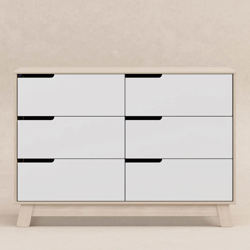 Hudson Crib, Dresser And Kiwi Glider Set