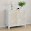 Armoire décorative avec 2 portes, tablettes réglables et pieds robustes