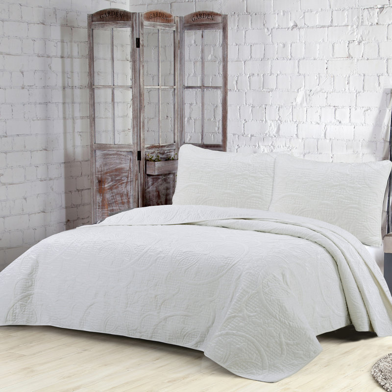 Estate Farmhouse / Country Velvet Quilt, King Quilt + 2 Shams, Ivory