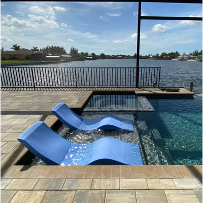 In-pool Chaise Lounger for 0-9 In. of Water