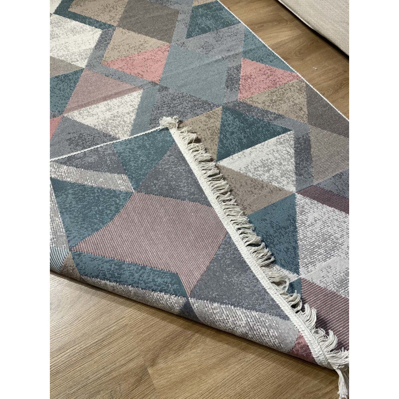 Laurencia Indoor / Outdoor Rug, Rectangle 3'11" x 5'11"