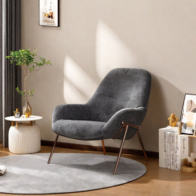 Chaise en mousse haute densité avec pieds plaqués or