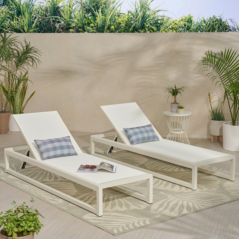 MODESTA CHAISE LOUNGE, White