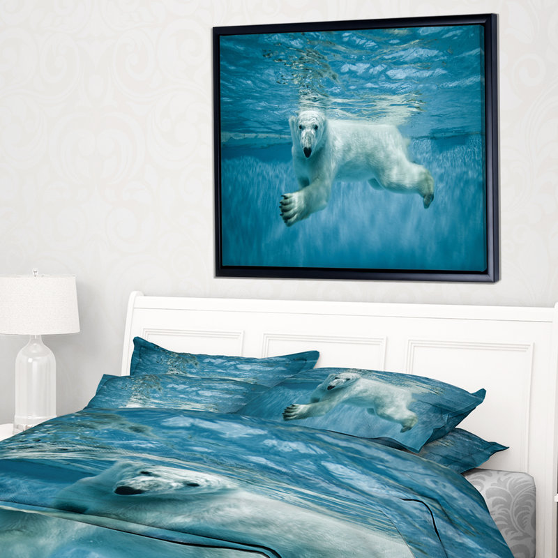 «Ours polaire nageant sous l'eau», reproduction de photo sur toile tendue encadrée, H 12 po x l 20 po x P 1 po
