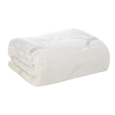 Polyester Geometric Shapes Bedspread