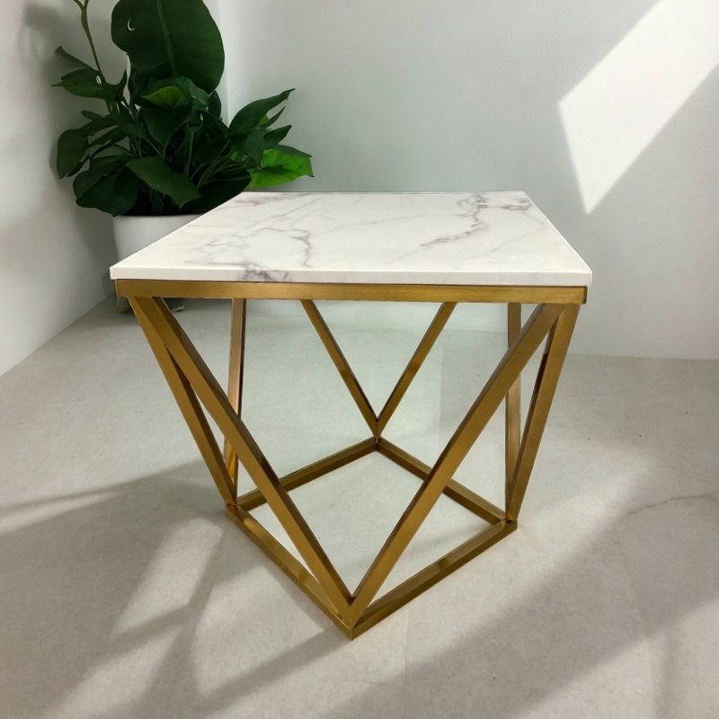 Table de bout Yuhan, Or