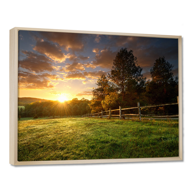«Fence Ranch at Sunrise», reproduction de photo, H 30 po x l 40 po, Reproduction avec cadre flottant, Maple