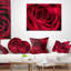 Coussin floral avec gouttelettes de pluie de roses-29075752-29075755