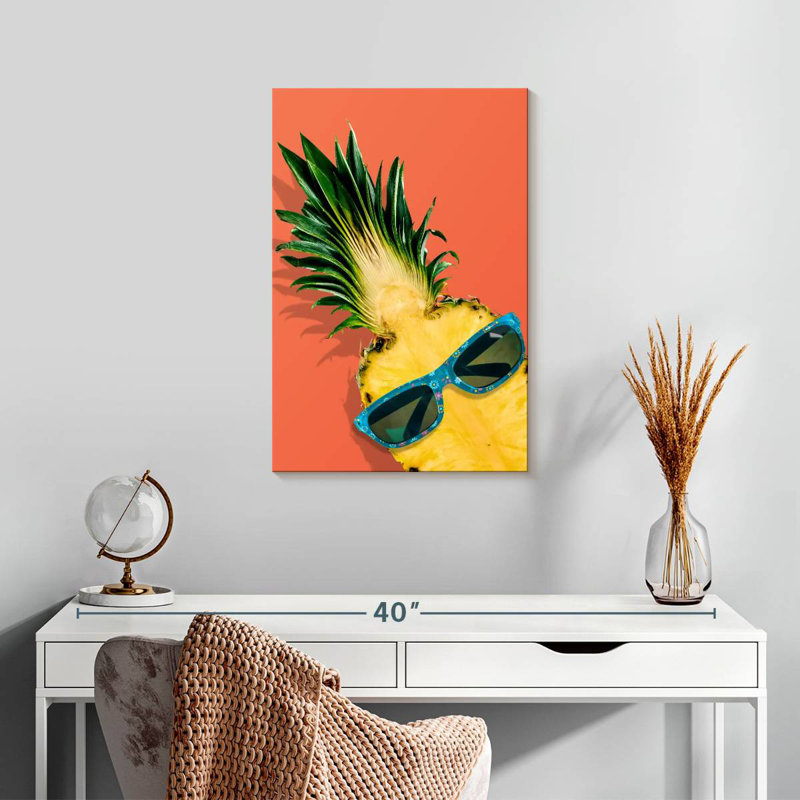 Yarlin Tropical Chic Pineapple, 24" H x 16" W