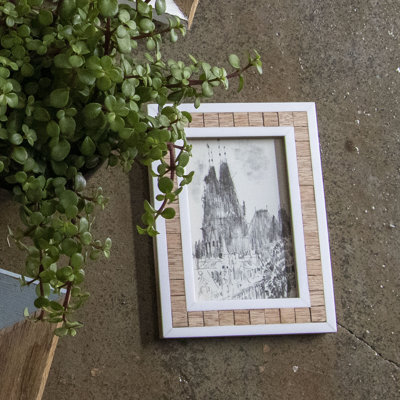 Artavis White Single Picture Frame